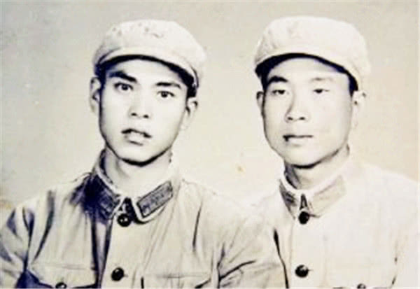 年少离家从军，后随国党败退台湾，回来寻母时