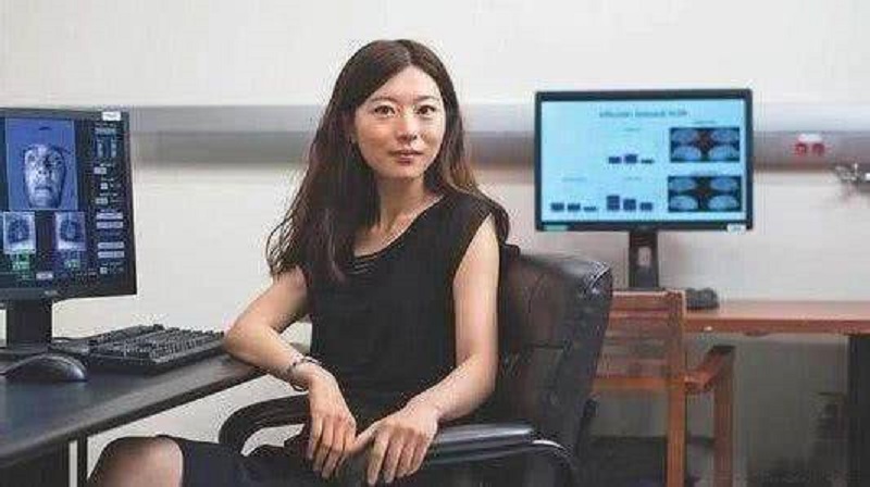 高考神童何碧玉，14岁高考以750分上清华，如今却定居美国搞科研