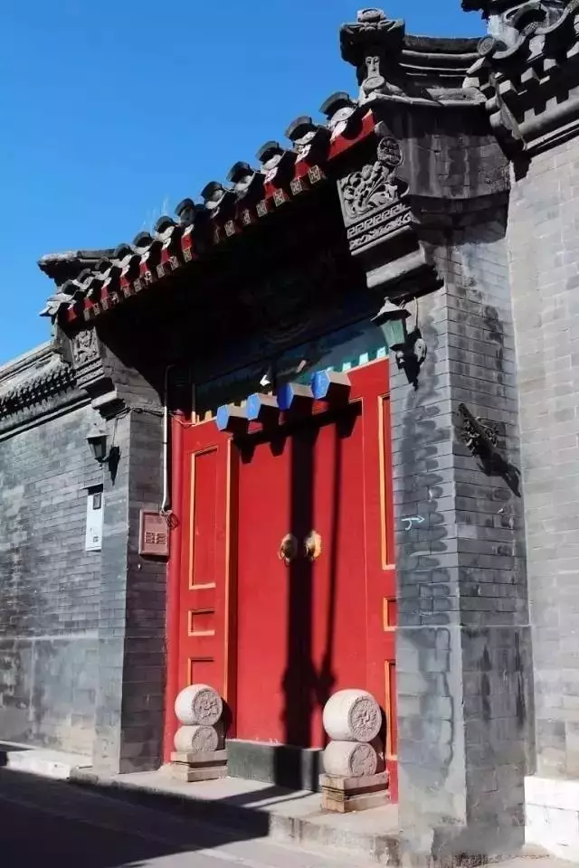 中國古建之美｜門、門墩、門環、門釘、斗拱、飛檐、屋頂、馬頭墻