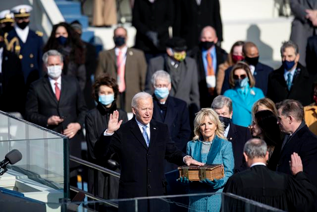 美国伸手想拉澳洲一把，中国再度出手，澳洲又