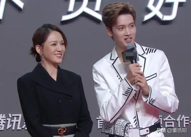 星光红毯众星造型：乔欣透视装抢镜，热巴大秀