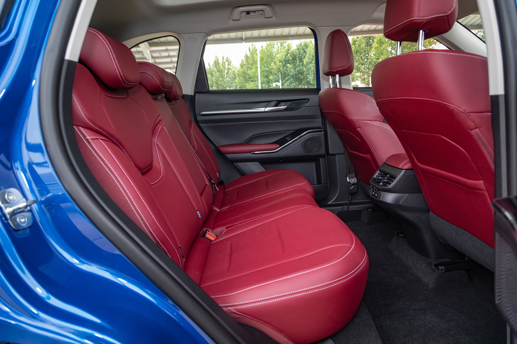 11.59万起的第三代哈弗H6上市了 买哪款更划算？