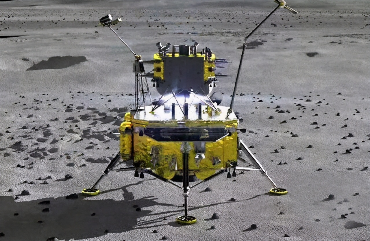 嫦娥五号探测器实施动力下降并成功着陆_新华社