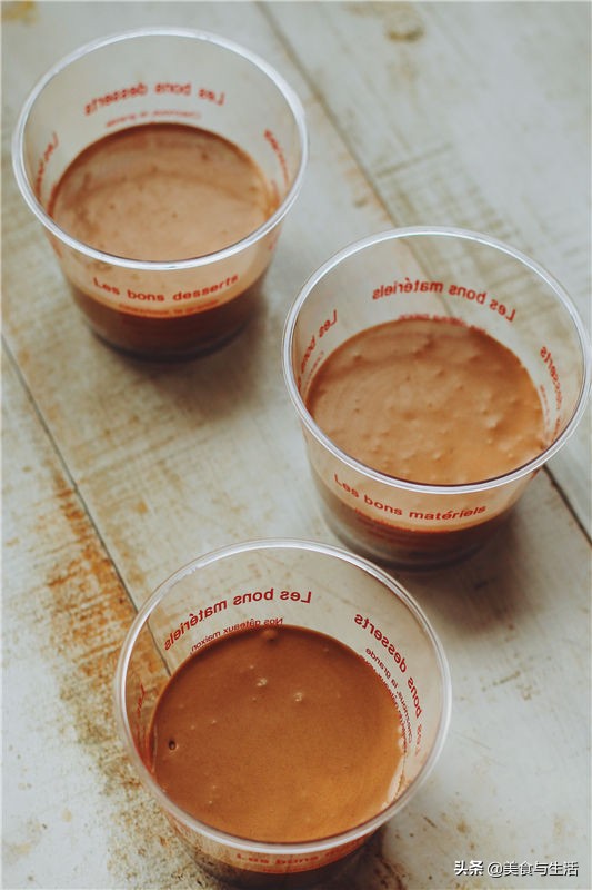 Those who have tea is trichromatic a cup of Mu Si small cake, bring your summer very cool idea, will quickly learn with me