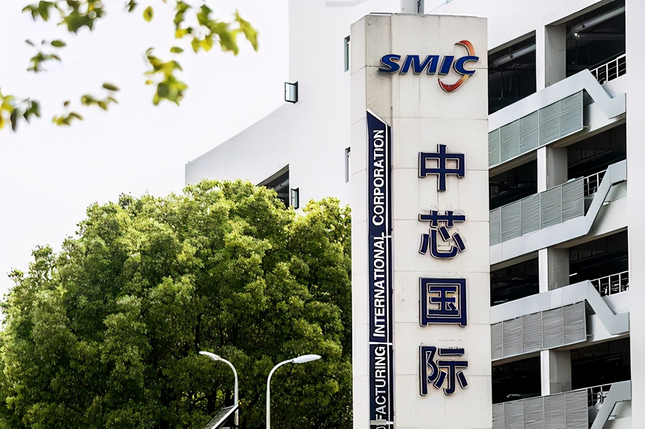 中芯国际传来好消息，7nm芯片将开始量产，三星、台积电慌了吗