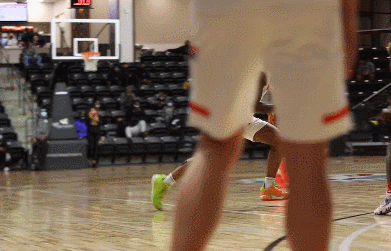 曾砍77分的状元热门米奇：身高年纪相仿，能力高