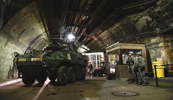 距我国仅900公里，竟有一万座军事碉堡，埋藏着2000余枚洲际导弹