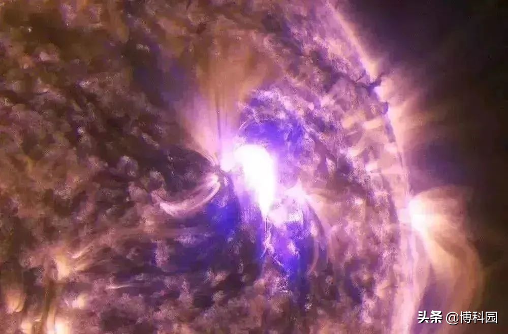 发现一次大太阳耀斑，在几分钟内就释放出太阳能量的0.02%