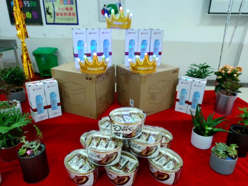 感恩有你 一路相伴——湘潭市分公司举办一季度员工生日会