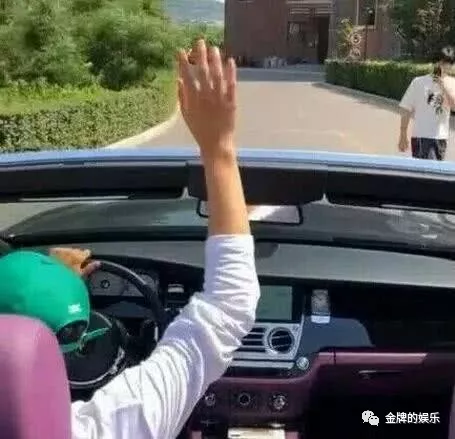 前网红一哥李天佑要复出了？连续多日开小号在