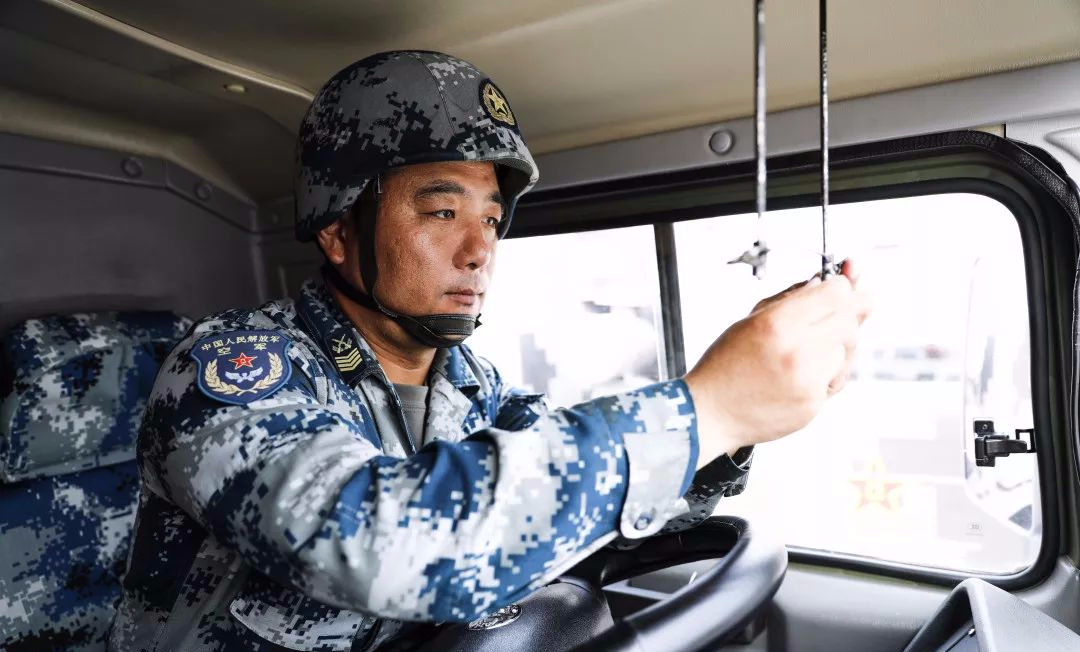 被称军队中最宝贵兵种，把整个青春都给了部队，全军不超过100人