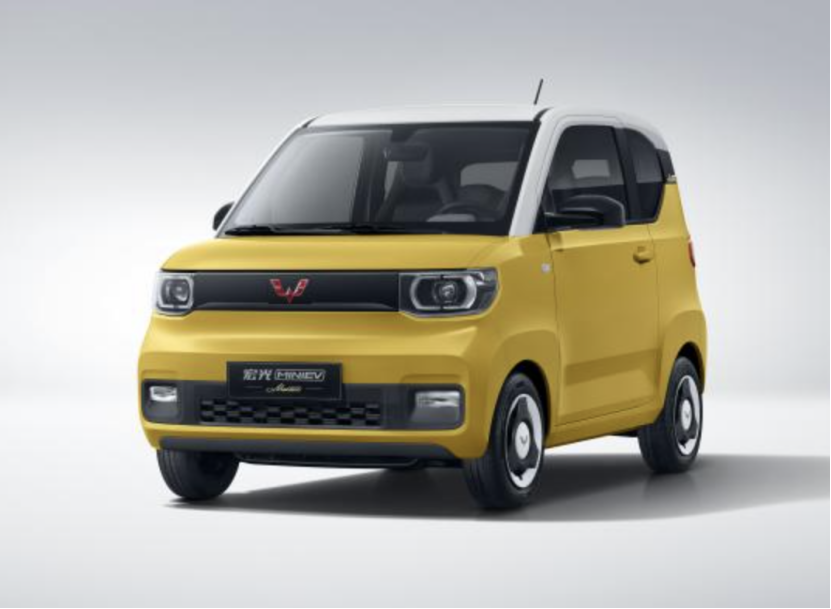 奥迪Q9路试谍照曝光；路虎将推出更大号的卫士