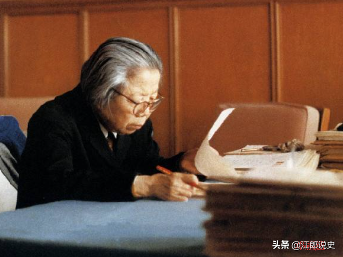 国民党上将张治中，建国后担任国防副主席，为