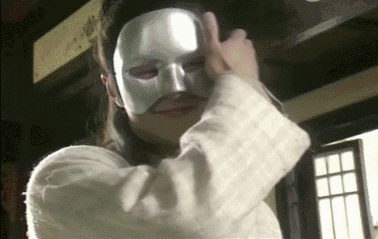 饶了观众吧，同是杨过摘面具，除了古天乐其他