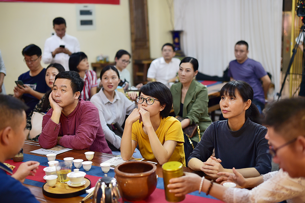 “平陽黃湯”廈門品鑒會(huì)成功舉辦 黃茶的柔和與純美醉倒無數(shù)茶客