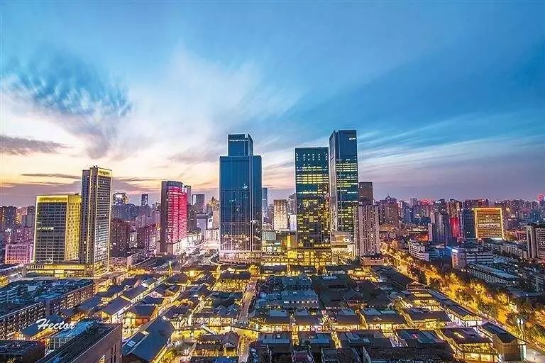 什么是房子的大小產(chǎn)權(quán)，大產(chǎn)權(quán)和小產(chǎn)權(quán)有什么區(qū)別？