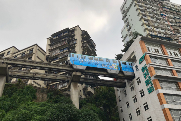 重庆最值得游览3个景点，轻轨上榜，你去过几个？