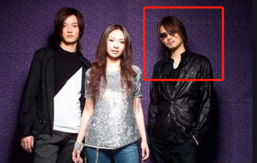 踢走主唱找个“替身”炒冷饭，凉透了又喊人家