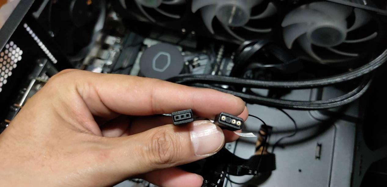 这是第一次也是最后一次，反正我以后再也不找“熟人”装机了