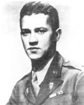 志愿军趁夜色穿插，摸到北极熊团指挥所，美军