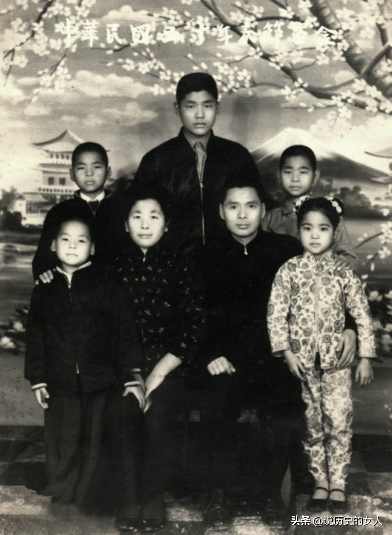 邓丽君去世一个月后，国民党少将谷正文爆料：