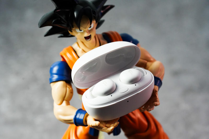 能专业助眠的真无线耳机：万魔ComfoBuds Z睡眠豆评测