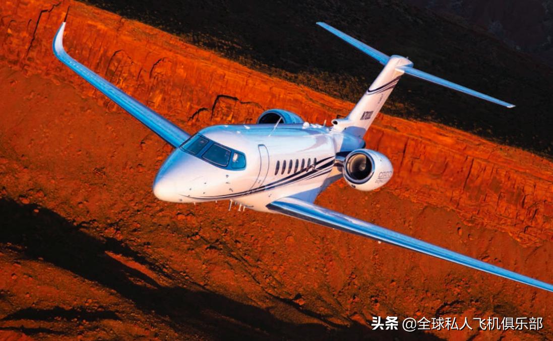 Cessna Citation 700 with the lowest operating cost among super midsize