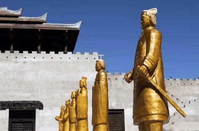 秦朝收集民间十八般武器铸造的十二金人，后来到底去了哪里？