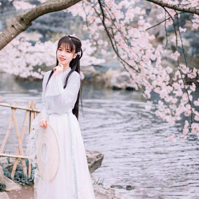 古风女神银临成名背后的瓜