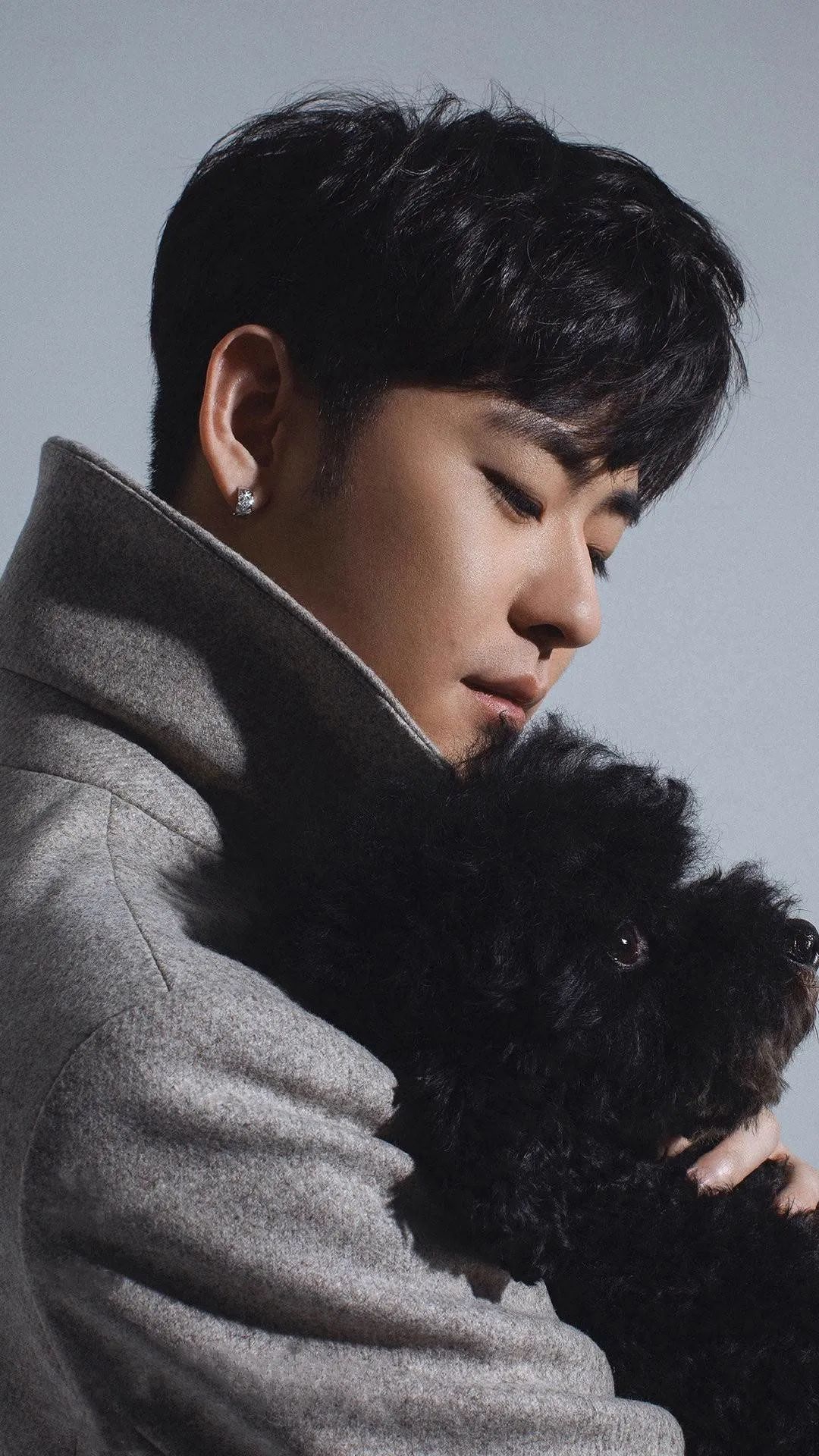 Wallpaper comes to Zhang Yunlei