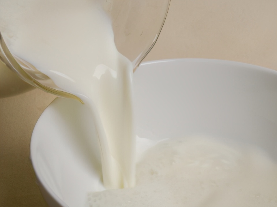 �喝酒�的小妙招？ 吃什麼食物才能不傷身體？ 來看看