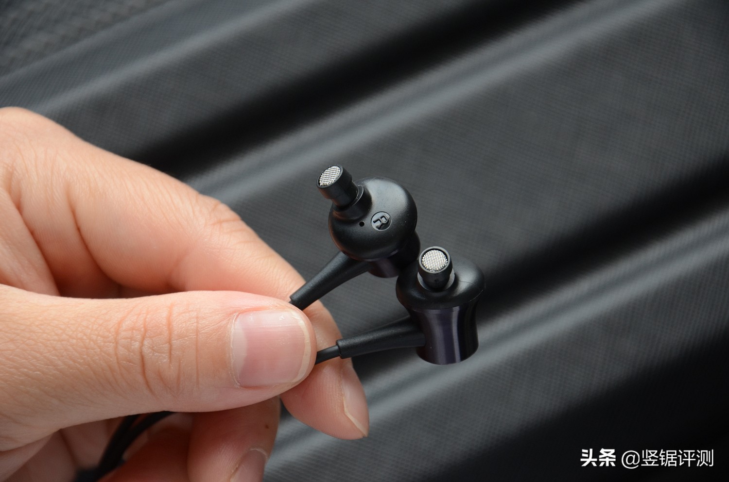 小米新品耳机评测，标价忠厚，Tpye-C插口手机上专用型