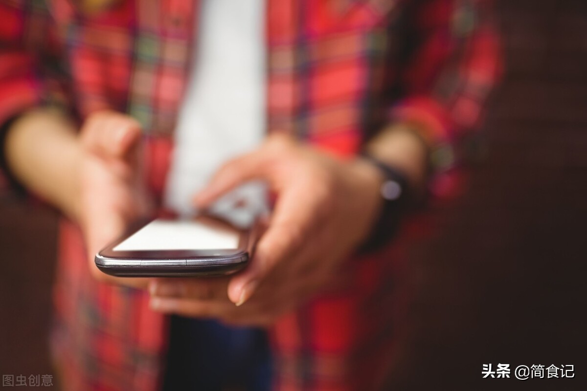 開春，多吃5種食物，讓眼睛過一個健康的春天！ 愛玩手機的要記住