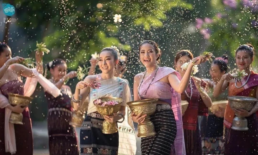 What Do Lao Stars Look Like In The Eyes Of Lao People Why Does She Have So Many Fans INEWS