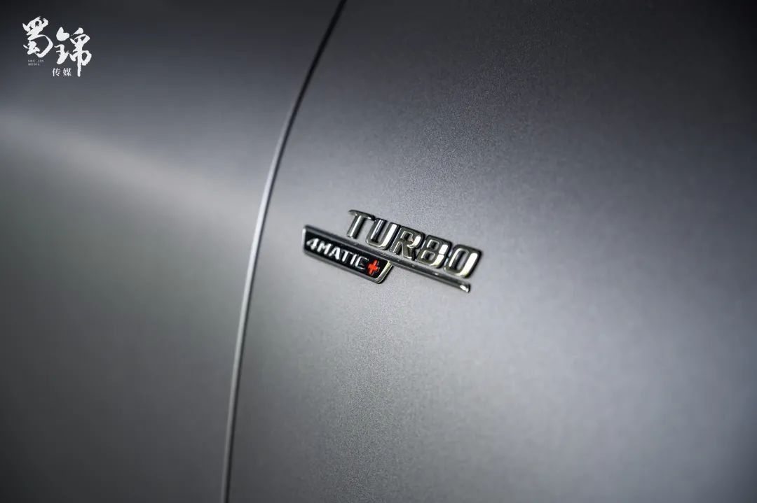 2.0T发动机原厂421马力，这款奔驰钢炮有何过人处