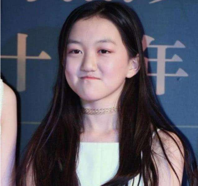 李嫣被问：怎么看王菲和谢霆锋的关系？她的回