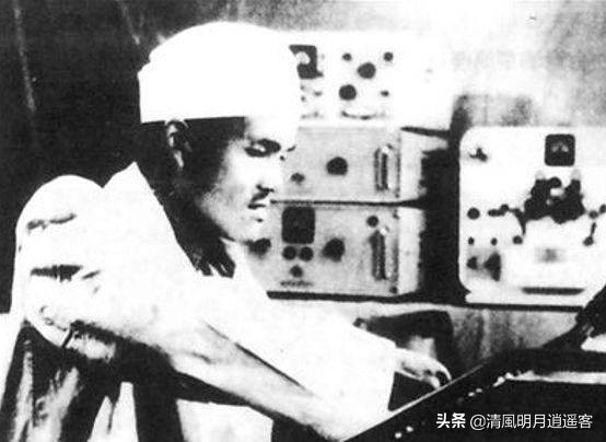 原子弹爆炸成功，一张宣传照片，周恩来要求必