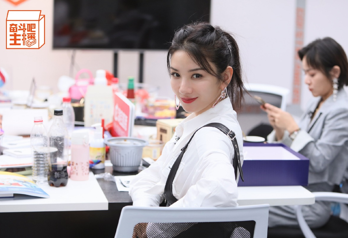 2020十大最热明星，谭松韵辣目洋子上榜，谁是你心中的第一？