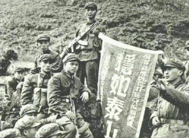 中越战争中的巅峰对决，我军与越军王牌首次较