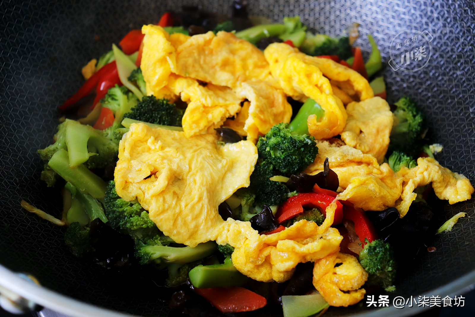 炒西蘭花，最忌焯水和直接炒，教你一個訣竅，脆嫩入味營養不流失