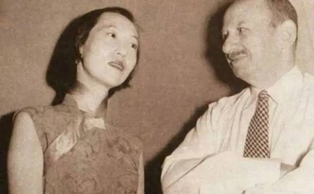 17岁被父亲暴打差点死掉 张爱玲被原生家庭害的