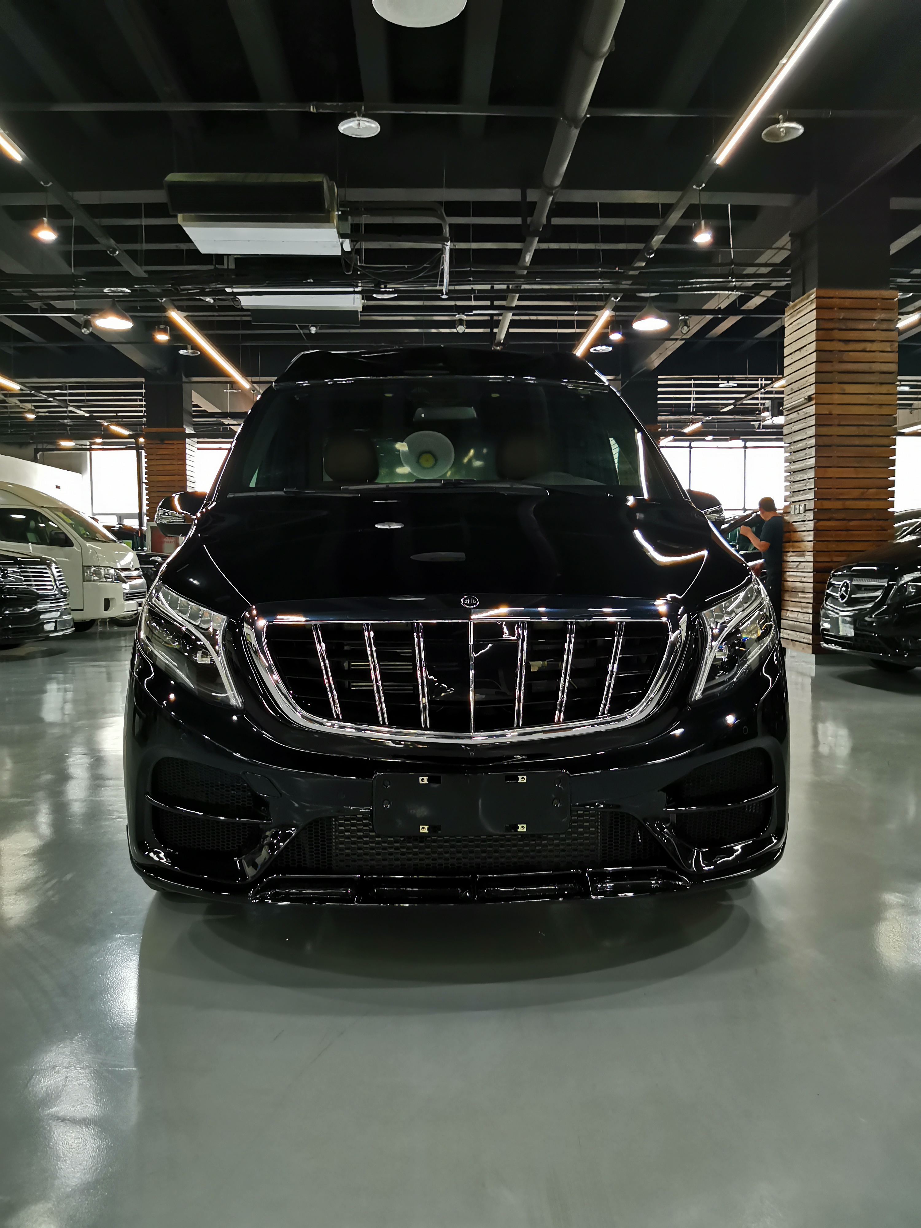 奔驰商务v260改装迈巴赫版现车详解