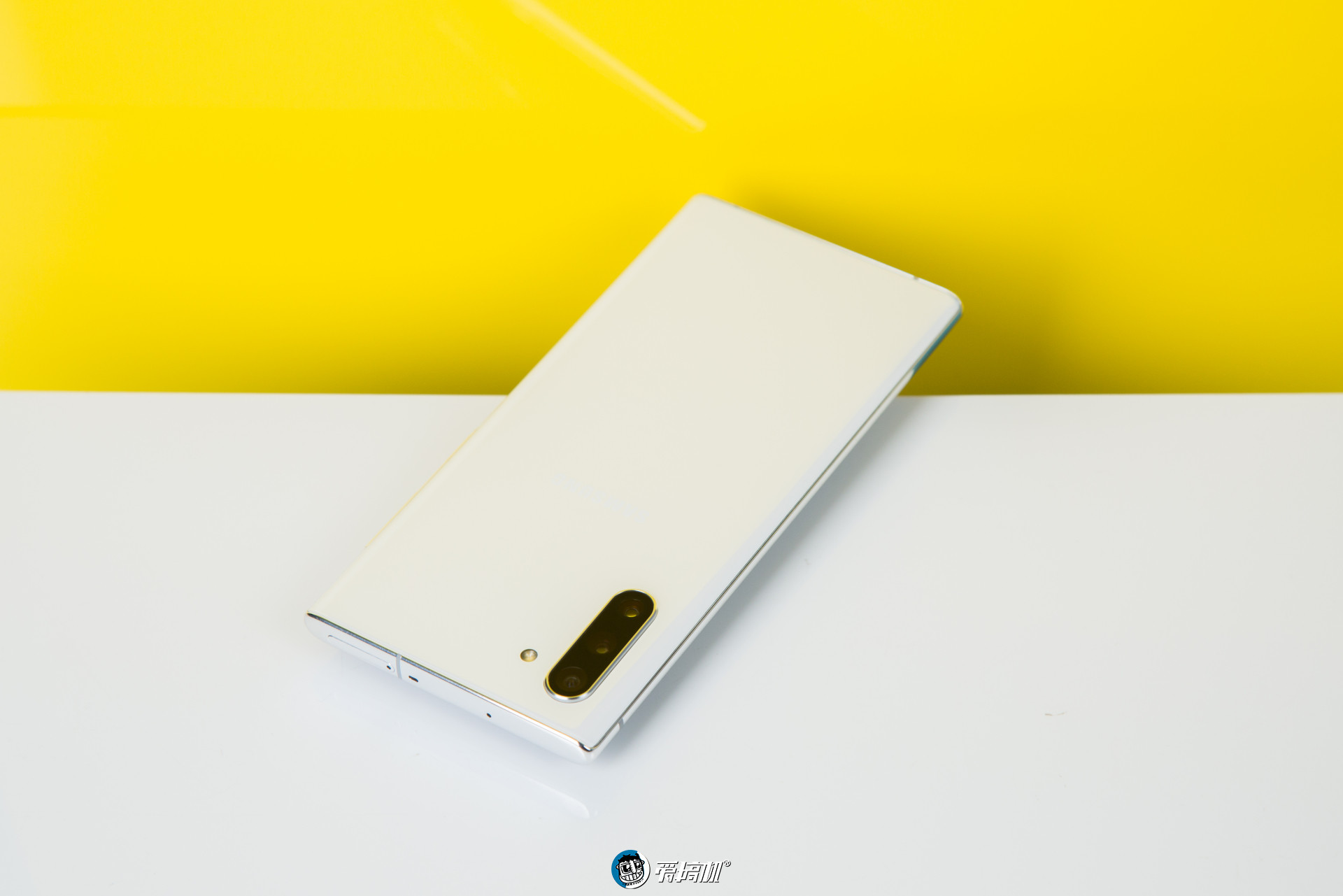 三星Galaxy Note10上手：屏幕是最大的遗憾？