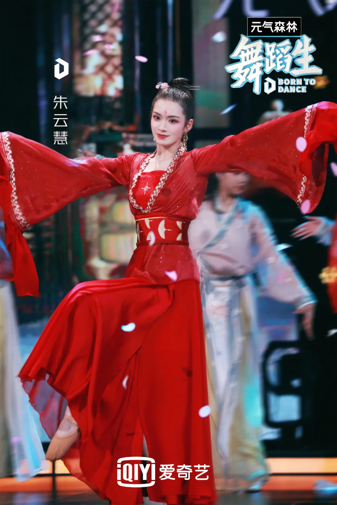 从说唱到舞蹈，爱奇艺综艺如何读懂年轻人？|对话《舞蹈生》导演
