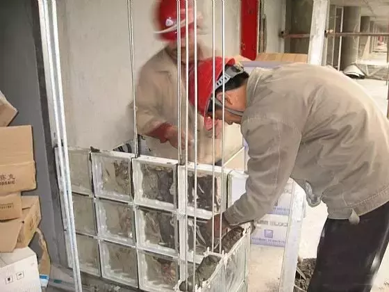 通透的玻璃砖，如何施工铺贴？