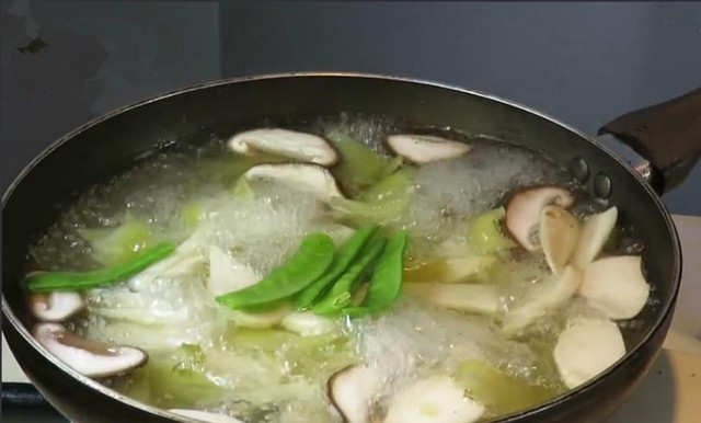 图片[11]-酸菜笋片汤做法 清爽不上火  最适合春天喝的汤-起舞食谱网