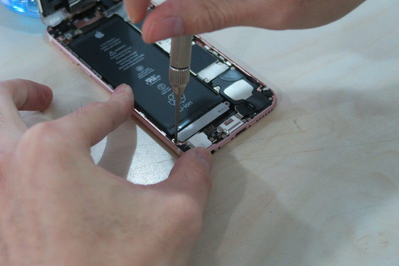 iPhone 6s 换电池经验分享