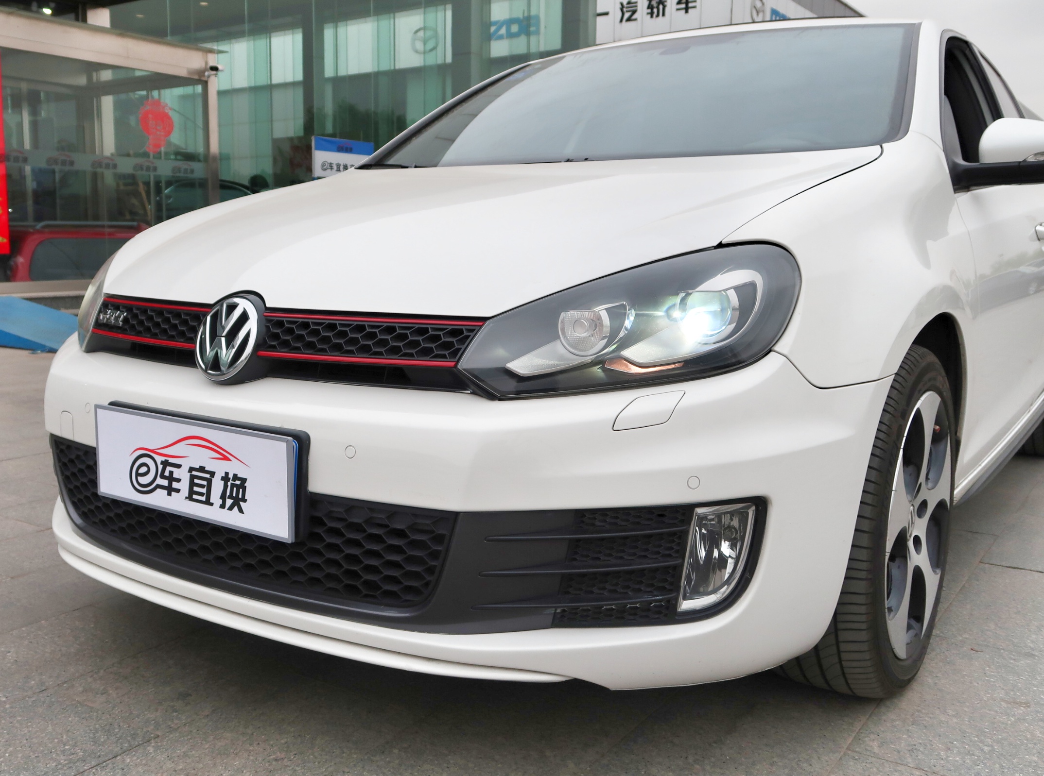 2012高尔夫(大众2012款 高尔夫 2.0TSI GTI 图集鉴赏)