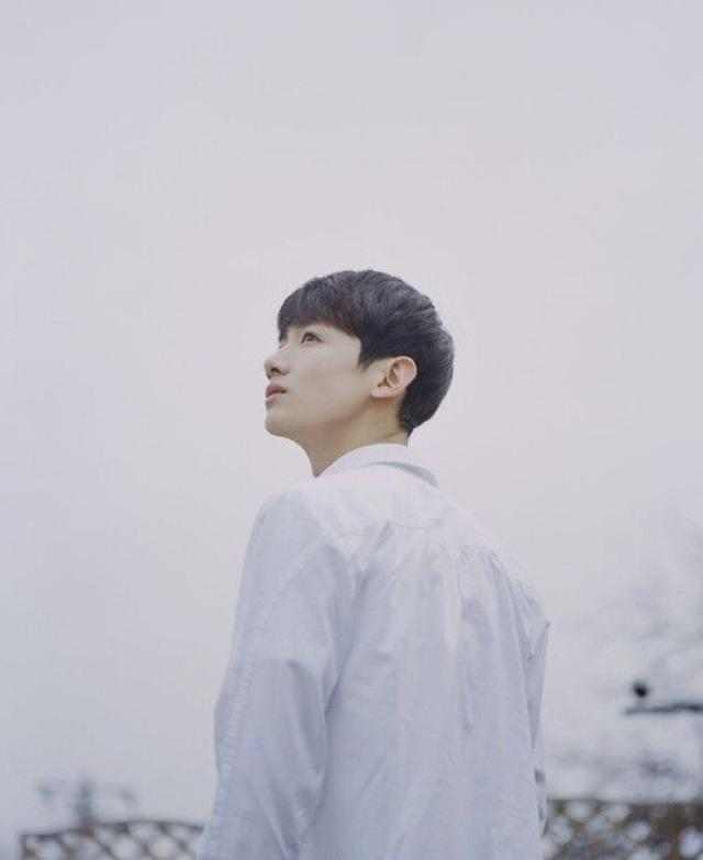 Bai Jingting turns over a wall to just send the United States to illuminate, tear open shoe not to forget Ga dance, 