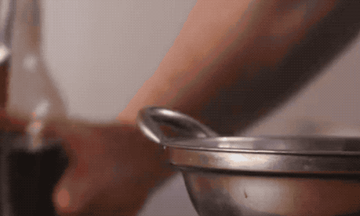 “酱油拌饭”的做法